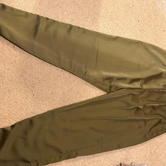 Mittoshop Olive Paperbag Silk Pants | Size M | Boho Chic - Picture 2 of 8